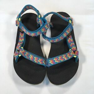 Teva Sandals Sz 4